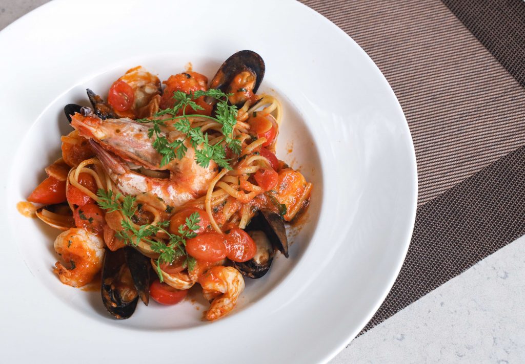 You can now order takeaway from Shangri-La Hotel, Singapore – get 20% off on self-pickup orders with no minimum spend You can now order takeaway from Shangri-La Hotel, Singapore – get 20% off on self-pickup orders with no minimum spend - Alvinology