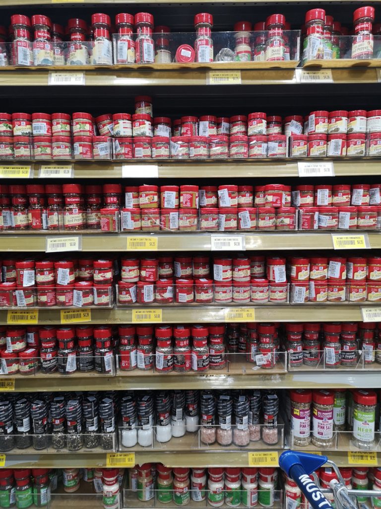 What the reopened Mustafa supermarket looks like inside - Alvinology