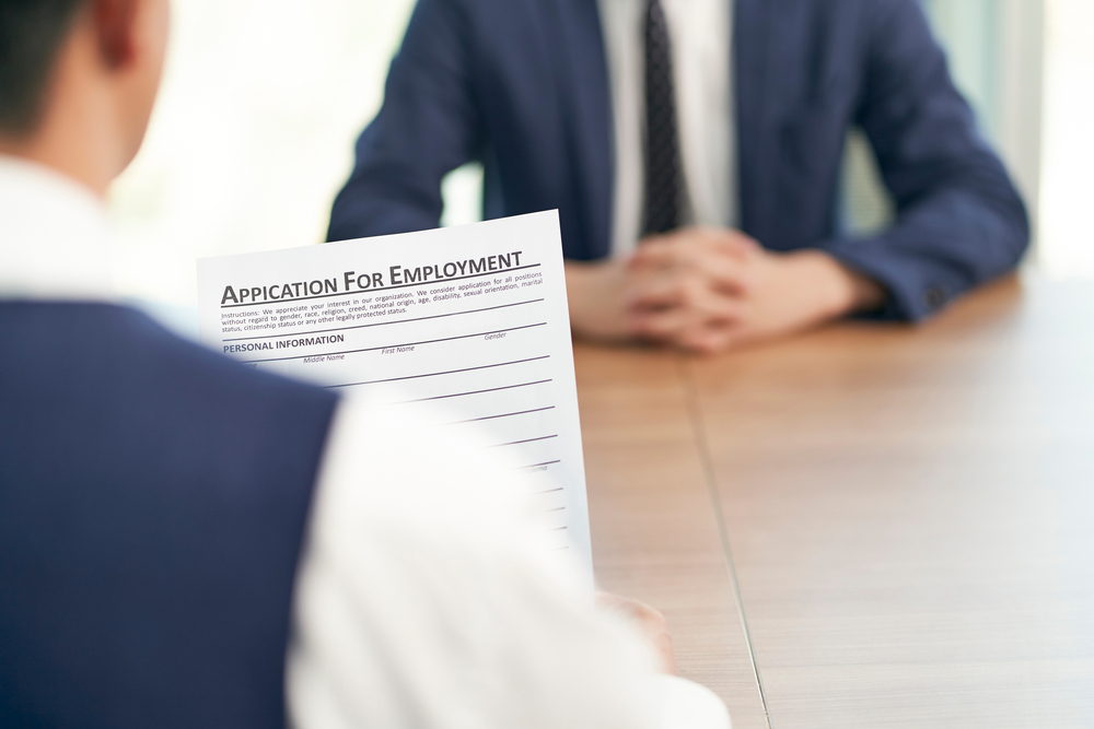 Netizens call out government website asking applicants for last drawn salary - Alvinology