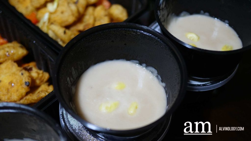 Yam Paste with Gingko Nut