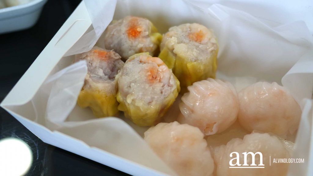 1. 烧卖 Siew Mai  x 4 pieces  and 虾饺 Har Gao x 4 pieces 
