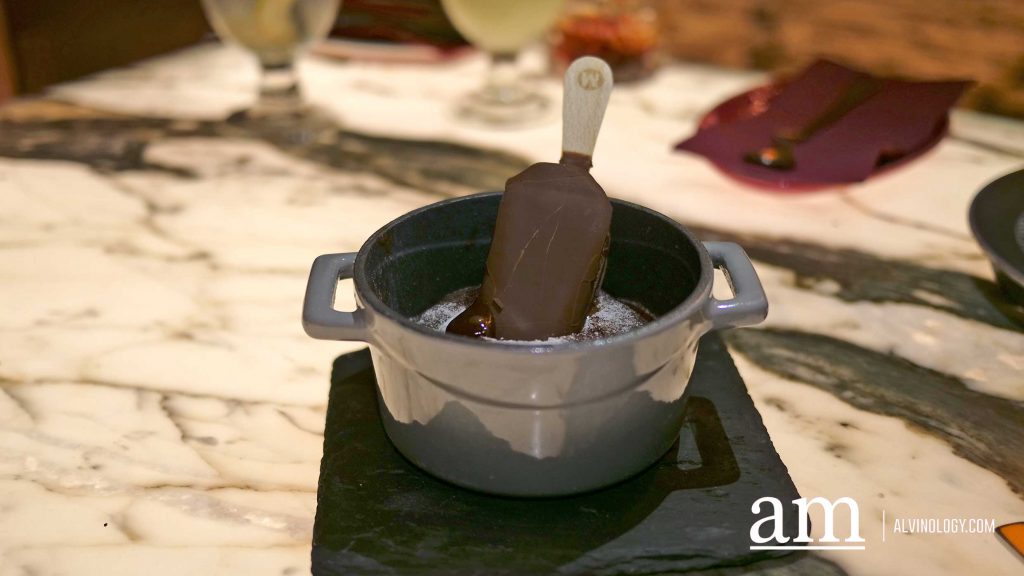Beast & Butterflies at M Social is now open for dine-in, menu includes unique 3 Cup Lobsters in Claypot Molten Chocolate Cake - S$15