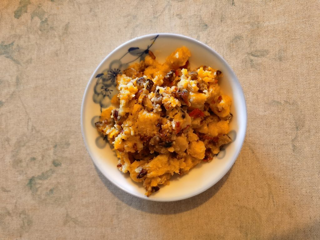 [#SUPPORTLOCAL] Amelia's Homemade Carrot Cake - Alvinology