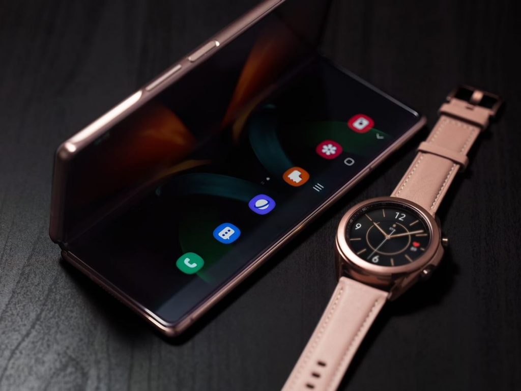 You can pre-order the Samsung Galaxy Z Fold2 5G starting 9 September retailing at less than $2,900, with gift bundle worth $698 – here’s how - Alvinology