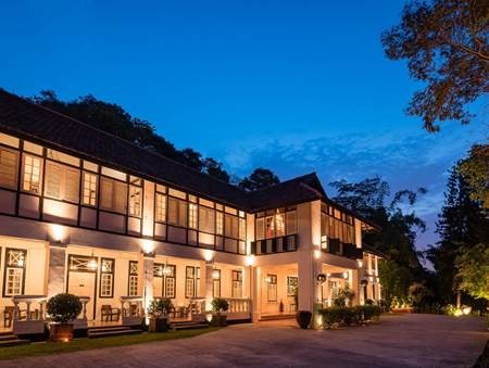 Make the most of your S$100 Tourism Voucher with these Staycation Deals! – Booking.com - Alvinology