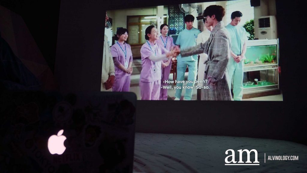 [#SUPPORTLOCAL] Get your Own Home-Theatre with This S$299 LUMOS Smart Projector - Alvinology