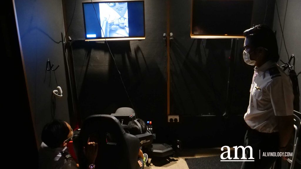 [REVIEW] Flight Simulator Experience by AEROVIATION at Oxley Bizhub, Singapore - Alvinology