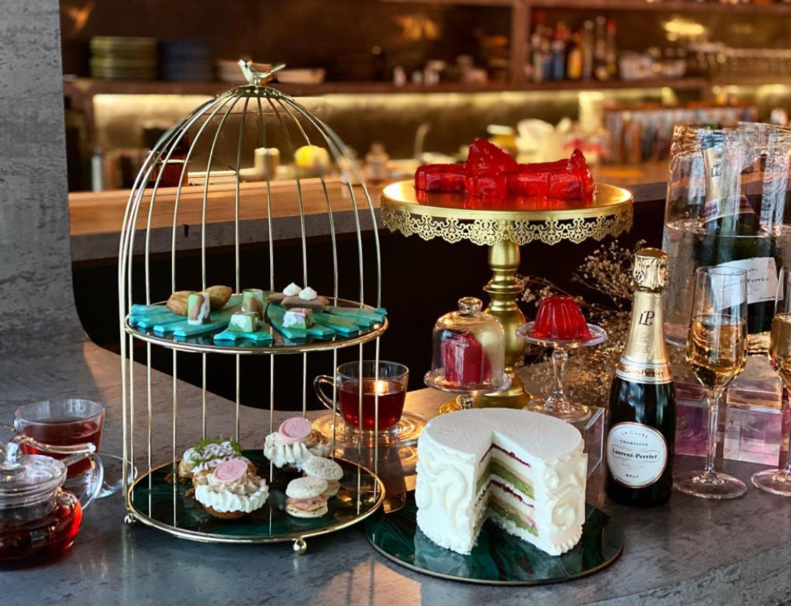 [Review] Cakes of Versailles High Tea Menu by 2am: dessertbar, Janice Wong - Alvinology