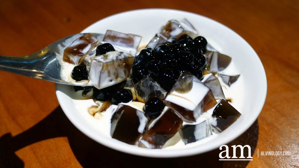 [REVIEW] The Salted Plum (Circular Road Outlet): Tempting Taiwanese Treats - Alvinology