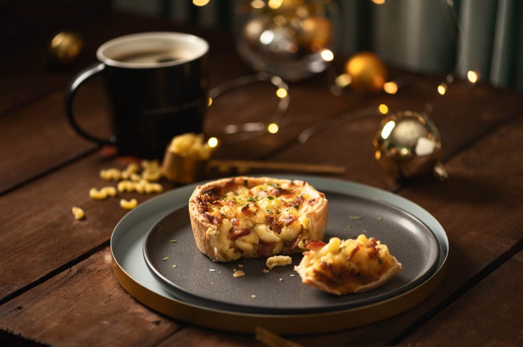 Starbucks Singapore carry the Merry this Christmas with legendary coffee brews, festive-themed drinkware, cool gifting ideas! - Alvinology
