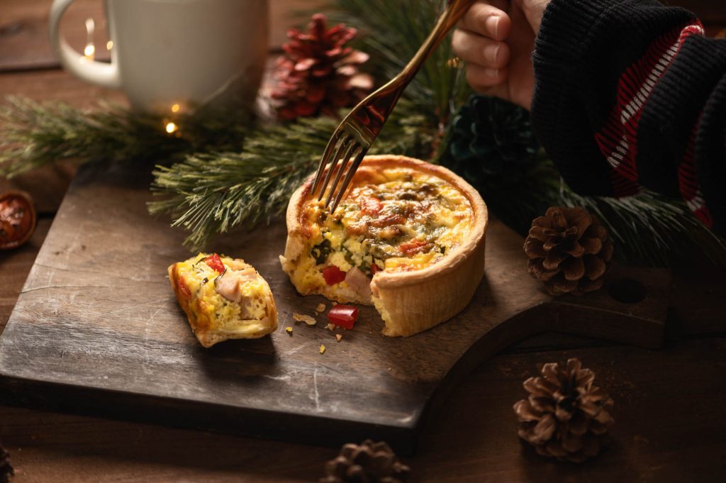 Starbucks Singapore carry the Merry this Christmas with legendary coffee brews, festive-themed drinkware, cool gifting ideas! - Alvinology