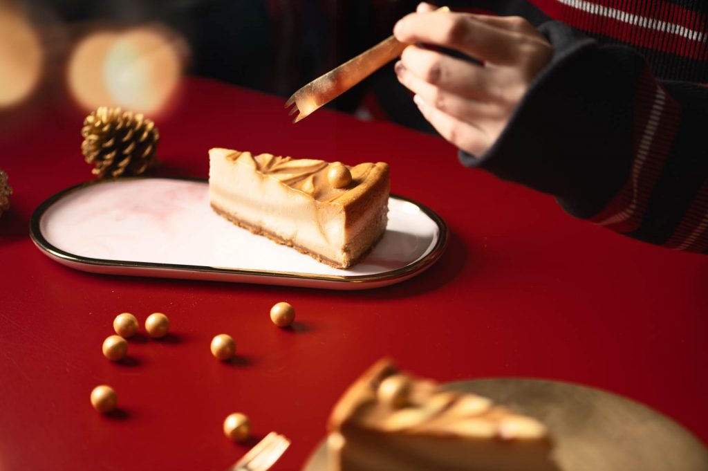 Starbucks Singapore carry the Merry this Christmas with legendary coffee brews, festive-themed drinkware, cool gifting ideas! - Alvinology
