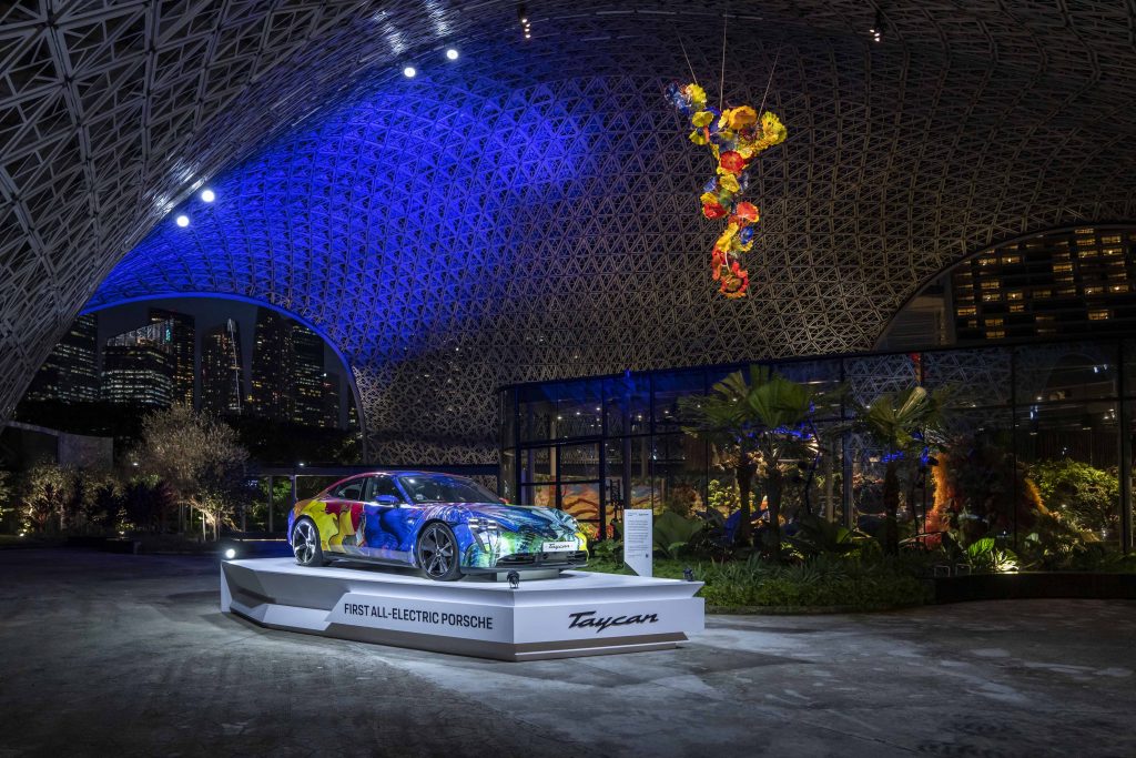 World-renowned artist Dale Chihuly’s majestic glass garden exhibition officially launches at Gardens by the Bay - Alvinology