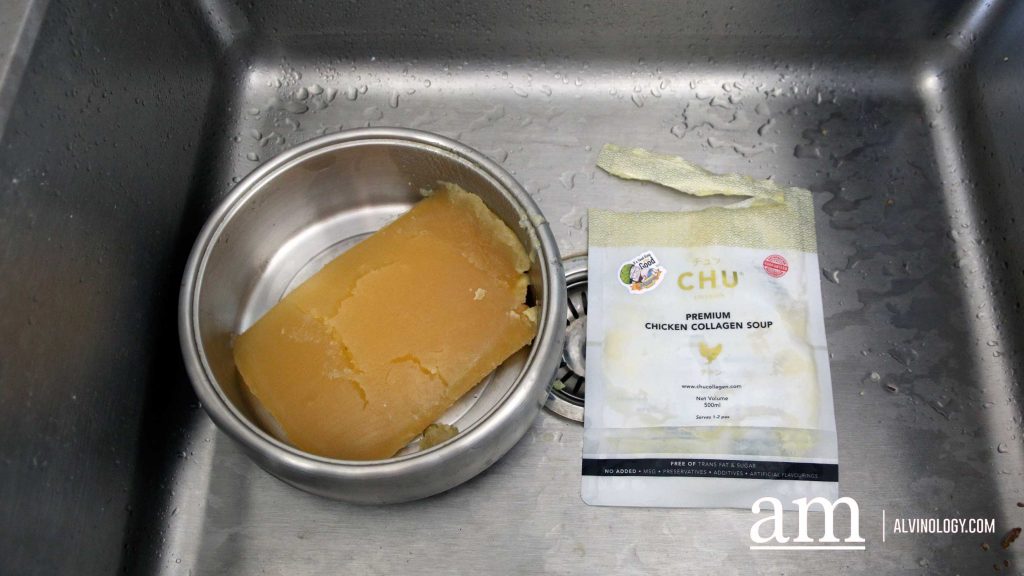 Cut open and dump in the content of the CHU Collagen soup into the hotpot