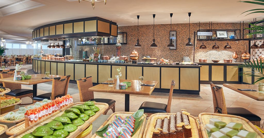 Asian Market Café Signature Buffet is back with its selection of local favourites and contemporary regional delicacies - Alvinology