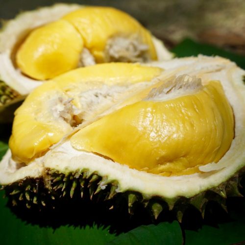 This King-on-King MSW Durian Burnt Cheesecake is now available to satisfy your durian cravings with 10% off plus FREE Delivery - Alvinology