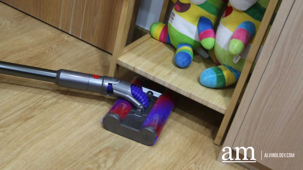 [Review] Dyson's New Omni-Glide Vacuum with New Omnidirectional Fluffy Cleaner head that cleans in aLL Directions - Alvinology