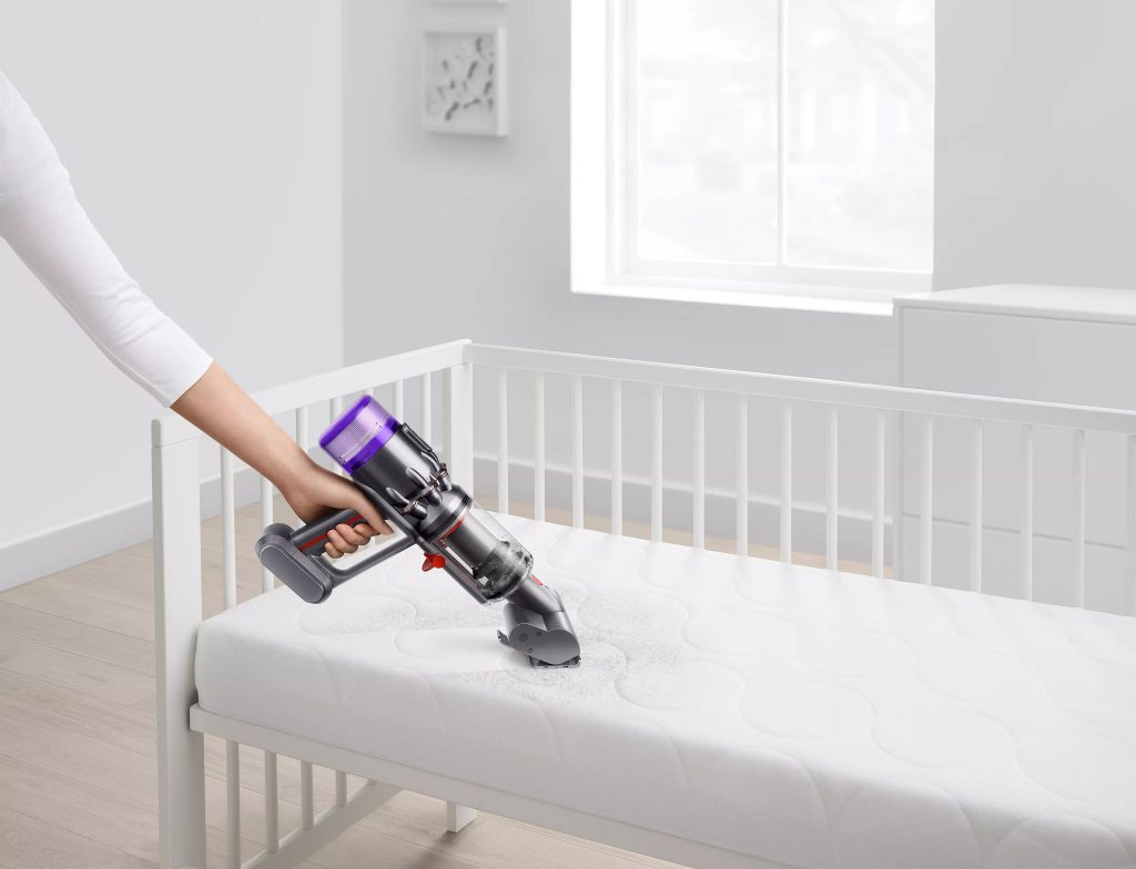 The new Dyson Micro 1.5kg Vacuum makes cleaning easier, ergonomically designed for Asian users - Alvinology