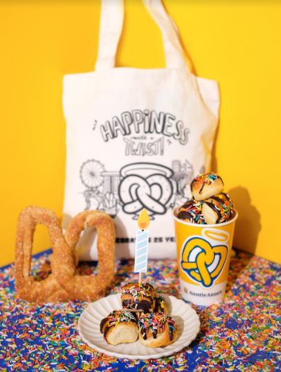 Auntie Anne’s Celebrates 25 Years - say hello to limited-time flavours, locally designed merchandise, and a chance to learn how to bake the iconic Soft Pretzels! - Alvinology