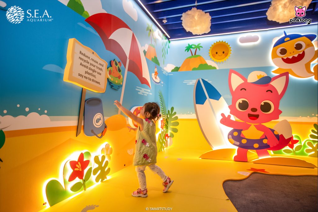 Children can meet and have fun with Pinkfong and Baby Shark as they visit the Fin-tastic Friends at S.E.A. Aquarium! - Alvinology