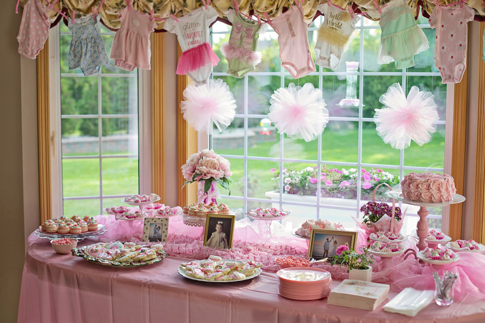 Planning To Host A Baby Shower? Here's Some Useful Advice - Alvinology