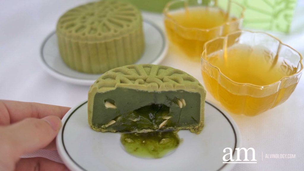 [Review] Takagi Ramen's Japanese Matcha Lava Mooncakes - Alvinology