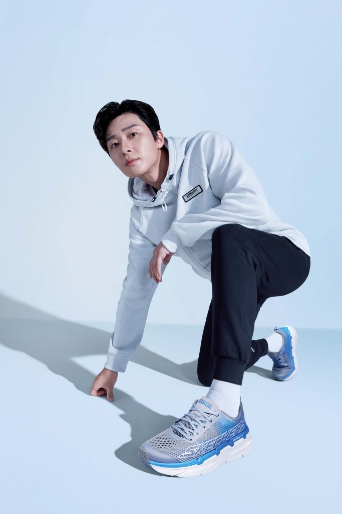 Park Seo Jun is Skechers new Regional Brand Ambassador displaying his athletic form in a pair of Skechers Global Jogger sneaker - Alvinology