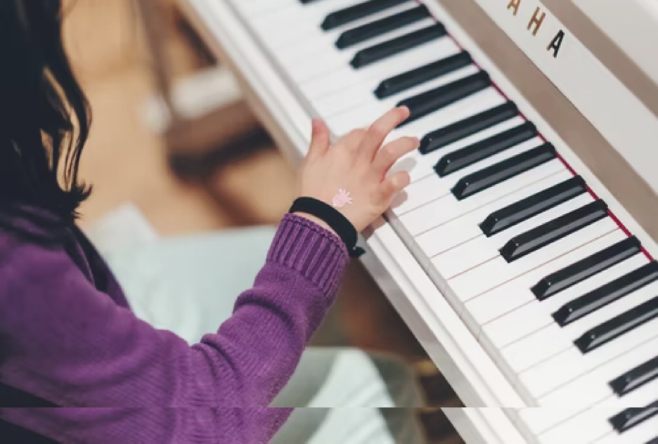How To Help Your Child Improve Their Piano Skills - Alvinology