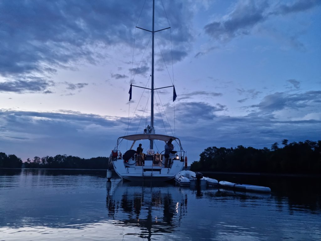 We brought our dog on a 2D1N Sailcation to Pulau Ubin! - Discover Sailing Asia - Alvinology