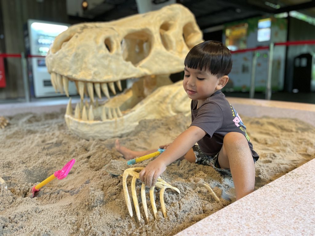 Witness 60 life-sized dinosaurs made with LEGO bricks at Asia’s first Brickosaurs World in Singapore Zoo and River Wonders! - Alvinology