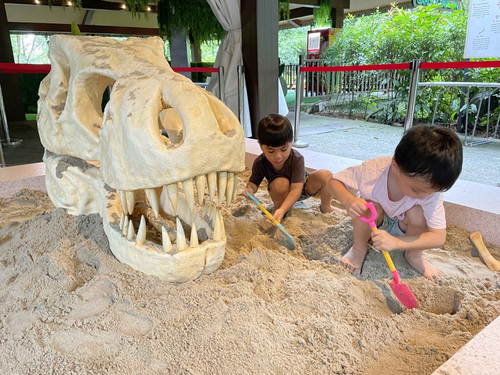 Witness 60 life-sized dinosaurs made with LEGO bricks at Asia’s first Brickosaurs World in Singapore Zoo and River Wonders! - Alvinology