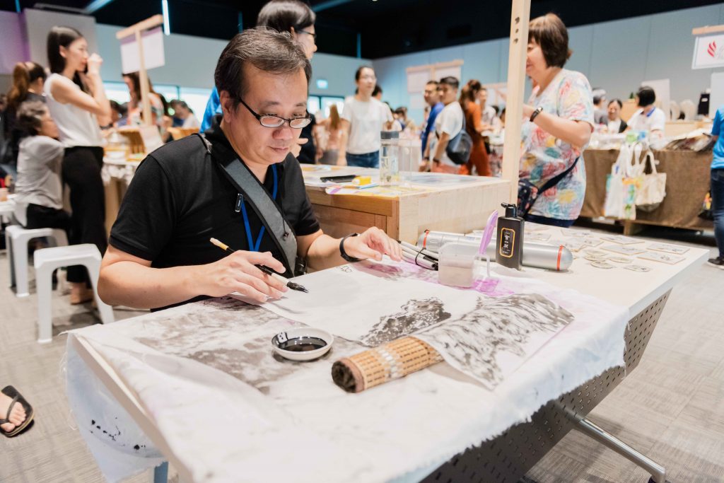 Bring home a Chinese New Year Calligraphy greeting by Visually Impaired Artist Wesley Seah at ION Orchard; 50% of proceeds will be donated to MediaCorp Enable Fund - Alvinology