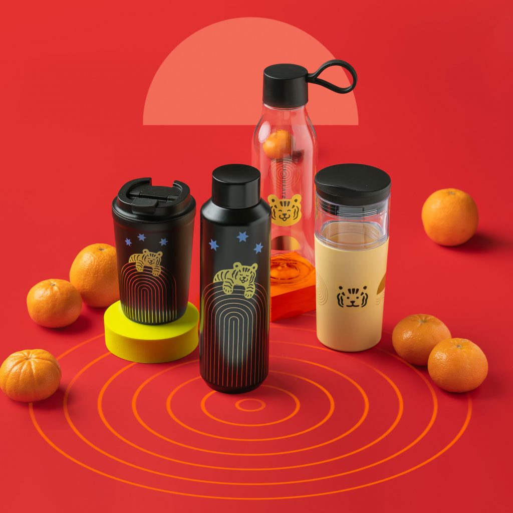Starbucks Singapore offers plant-based beverages and less sweet desserts for a refreshing start to 2022; Check out the Year of the Tiger merch here! - Alvinology