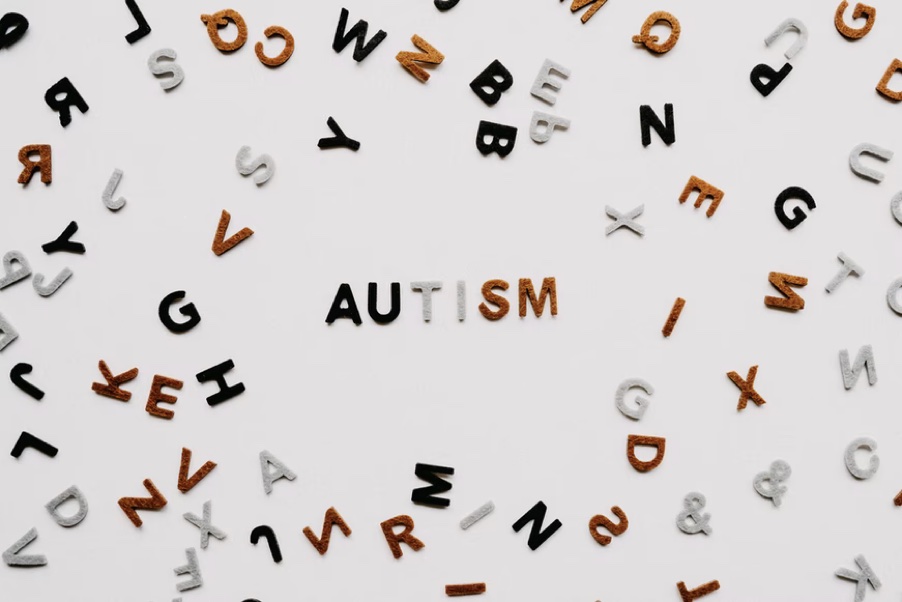 Discipline Strategies for Autistic Children: What You Should and Should Not Do - Alvinology