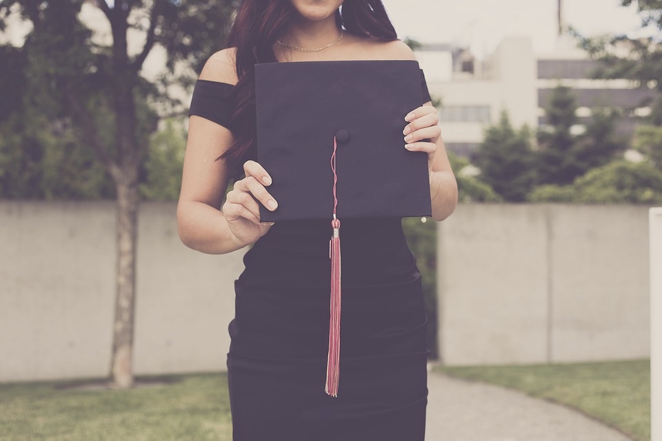 Important Things To Consider When Choosing A Master's Program - Alvinology
