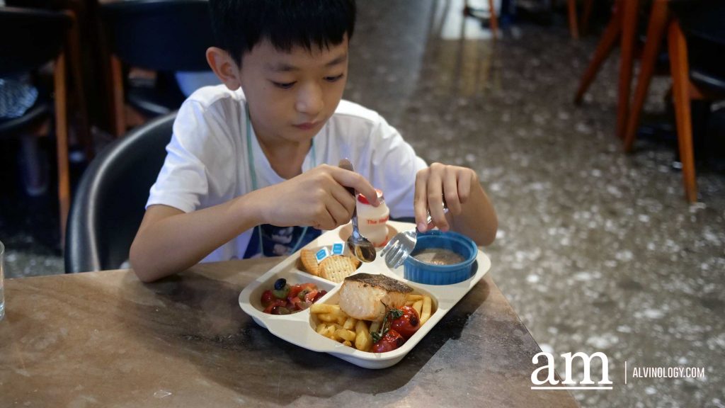[Review] YOUNGs Bar & Restaurant @ Seletar Aerospace park - Alvinology
