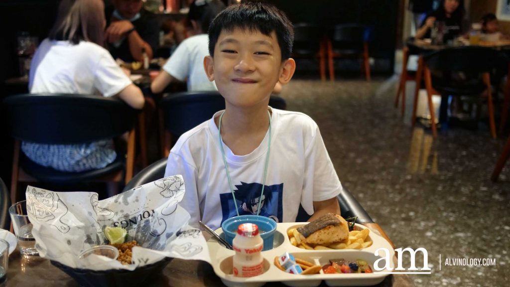 [Review] YOUNGs Bar & Restaurant @ Seletar Aerospace park - Alvinology