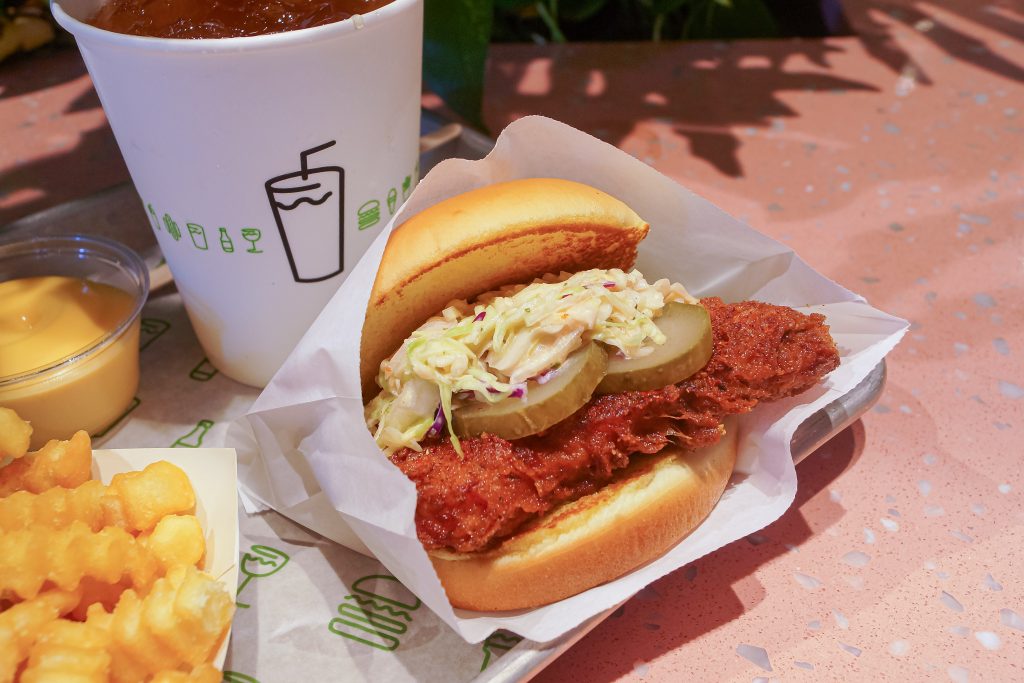 [How Does It Taste?] Shake Shack’s First And Only Dark Meat Item- Dark Meat Hot Chicken Burger ($10.80) - Alvinology