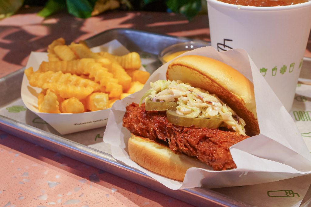 [How Does It Taste?] Shake Shack’s First And Only Dark Meat Item- Dark Meat Hot Chicken Burger ($10.80) - Alvinology