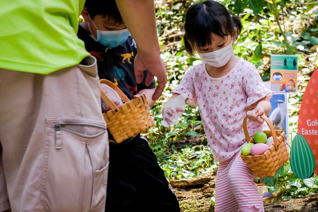 Have a Family Fun Easter at Jurong Bird Park as it transforms into an Egg-chanted Forest for an Instagram-worthy Egg hunt - Alvinology