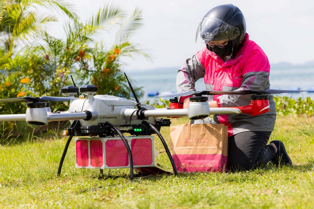 Sentosa’s drone food delivery to fly beyond its shores; giving you access to more food options when visiting neighbouring islands Sentosa’s drone food delivery to fly beyond its shores; giving you access to more food options when visiting neighbouring islands - Alvinology