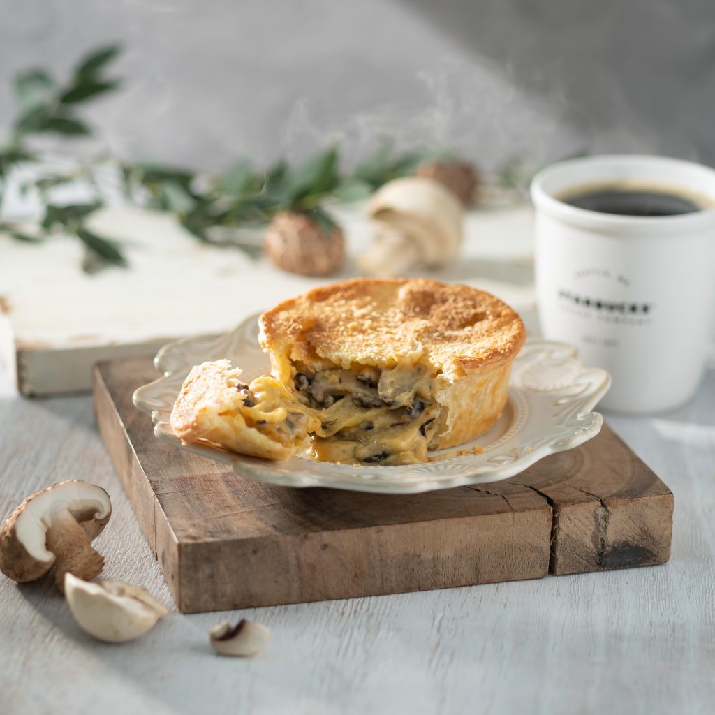 Savour the flavour of Spring with Starbucks New Instagram-able Strawberry Sips and Desserts - Alvinology