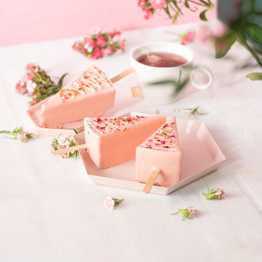 Savour the flavour of Spring with Starbucks New Instagram-able Strawberry Sips and Desserts - Alvinology