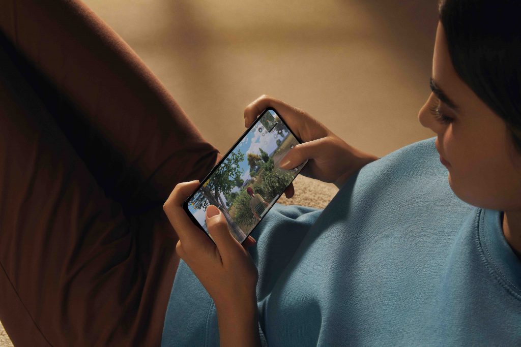 The new OPPO Find X5 Pro solves the issues of 4K night-time video recording; pre-order today and get a free bundle worth S$218! - Alvinology