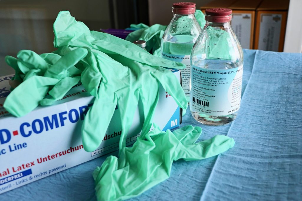 How To Choose Medical Supplies To Improve Your Well-Being - Alvinology