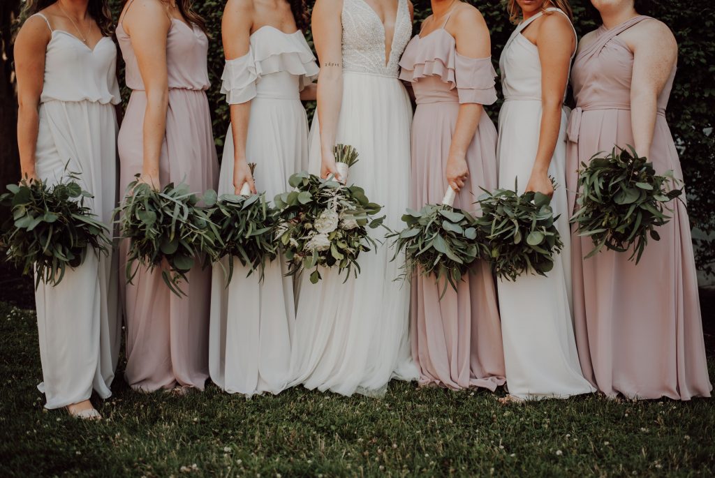 12 Easy Ways to Treat Your Bridesmaids You Should Know - Alvinology