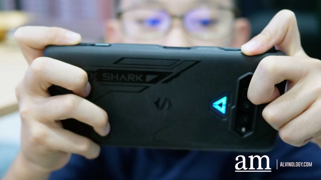 [Review] Black Shark 4 Pro - Gaming Phone With Mechanical Triggers - Alvinology