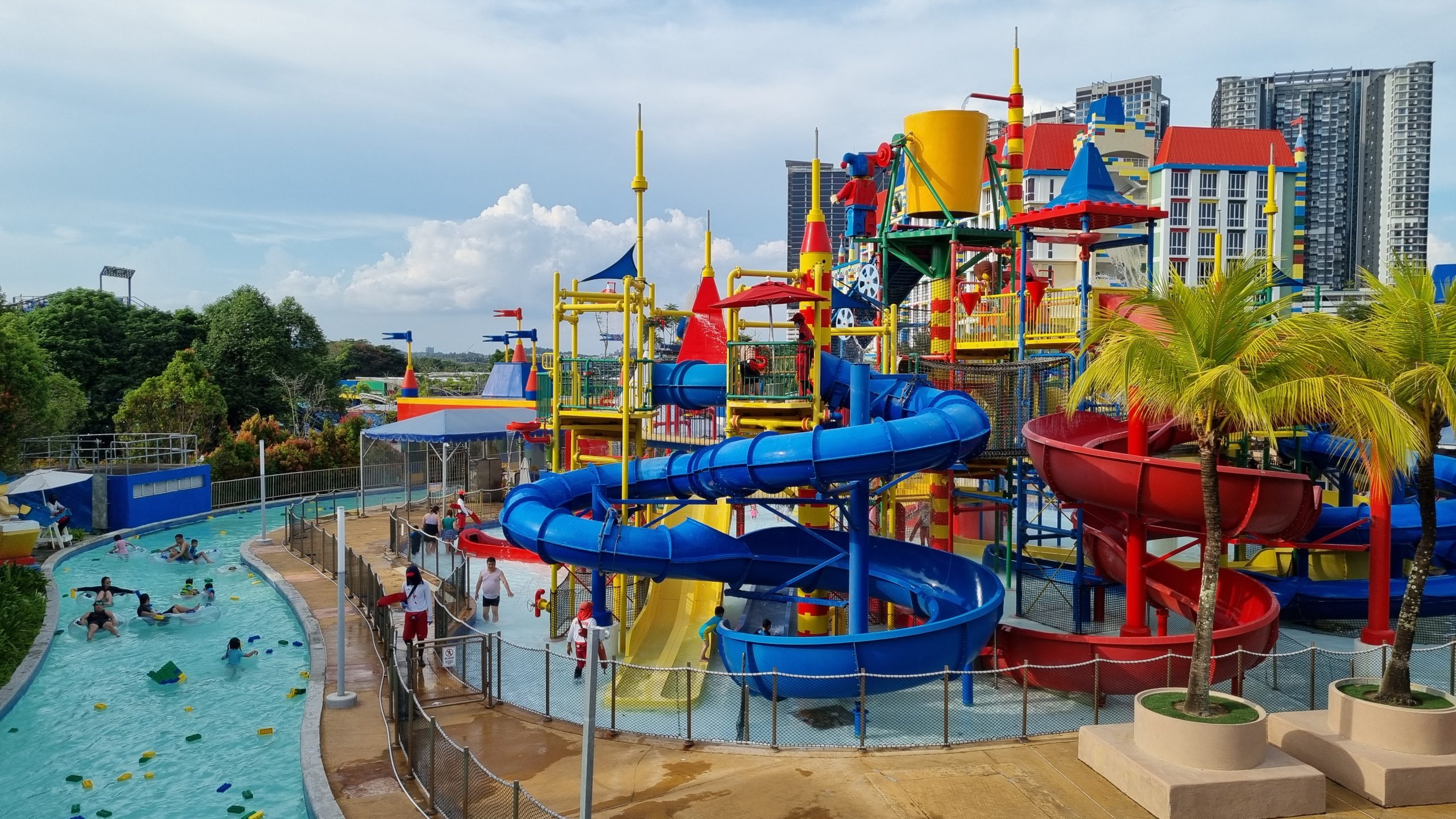 [Family Fun!] We went to LEGOLAND Malaysia Resort: LEGO Theme park, Water park, Aquarium, and Hotel - Alvinology