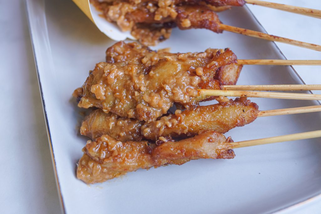 [Old Chang Kee x Jumain sataysfaction] Grab and go with these addictively delicious satay sticks in a cup - Alvinology
