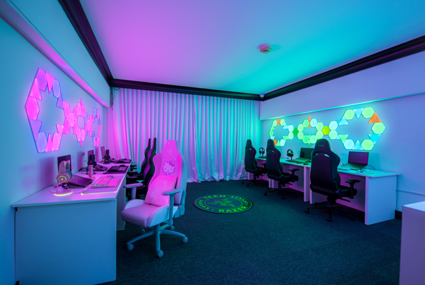 Round up your homies and experience the world’s first Luxury Gaming Suite at Fairmont Singapore powered by Razer! Round up your homies and experience the world’s first Luxury Gaming Suite at Fairmont Singapore powered by Razer! - Alvinology